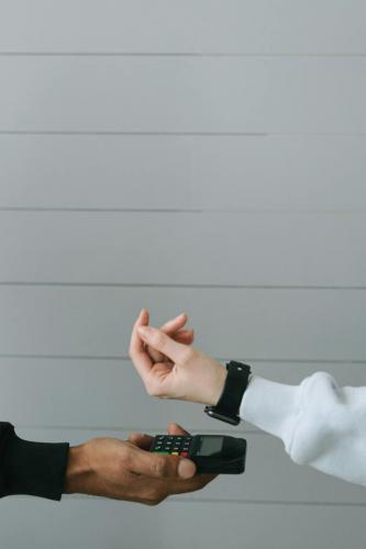 Mobilfizetés applikációk: miben más a qvik?